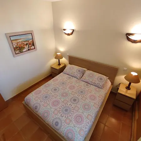 Marina Park - Martine Et Thierry * Lagos