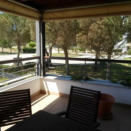 Marina Park - Martine Et Thierry *