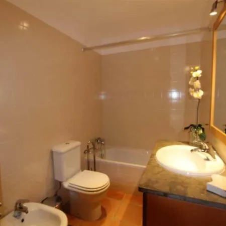 Marina Park - Martine Et Thierry * Lagos